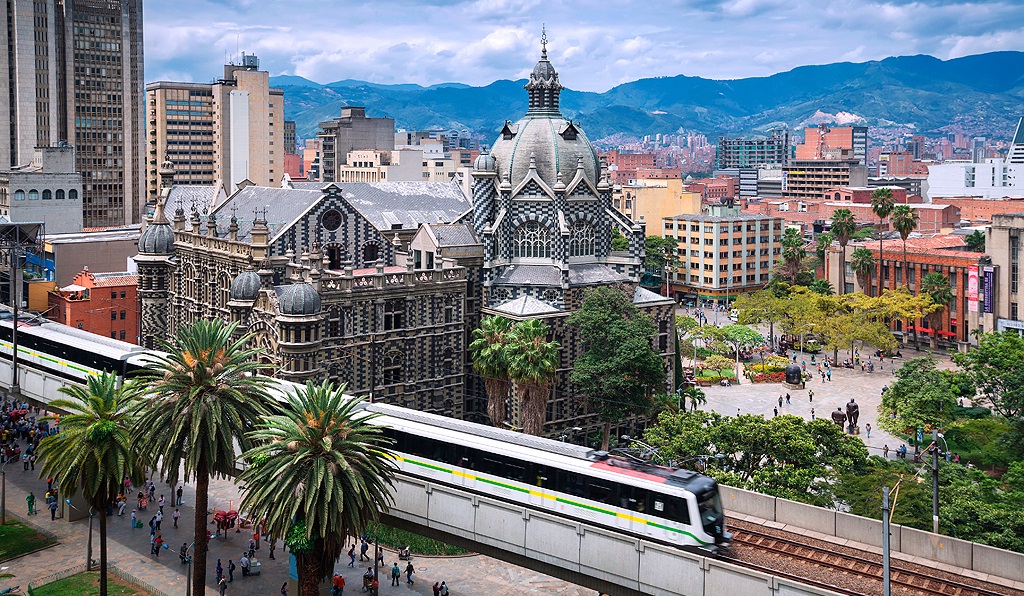 medellin antioquia metro metrocbale paseo tour linearcol