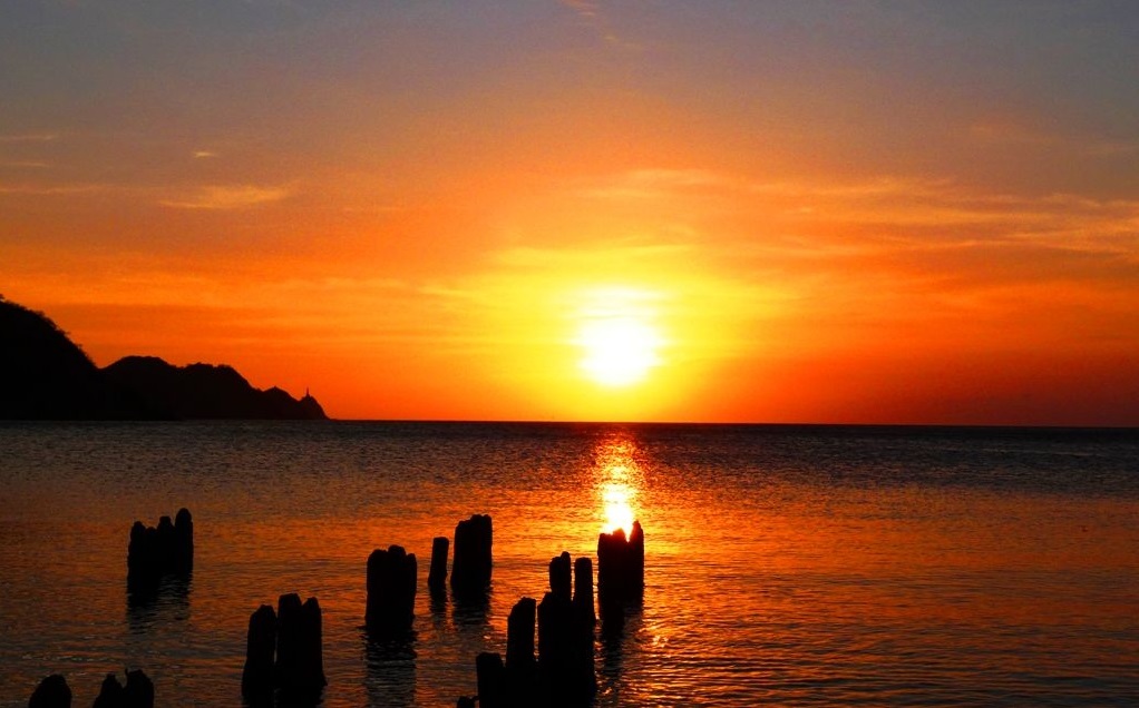 atardecer playas viajes linearcol tour vacaciones colombia linearcol